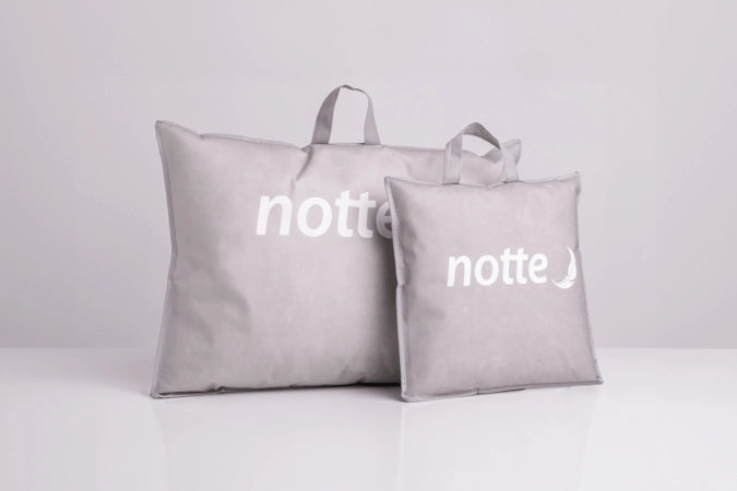 Poduszka Notte Luna puchowa trzykomorowa