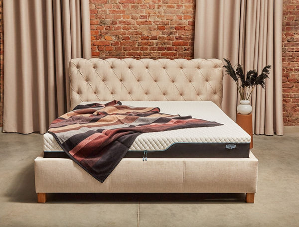 Łóżko tapicerowane Selene Premium Chesterfield