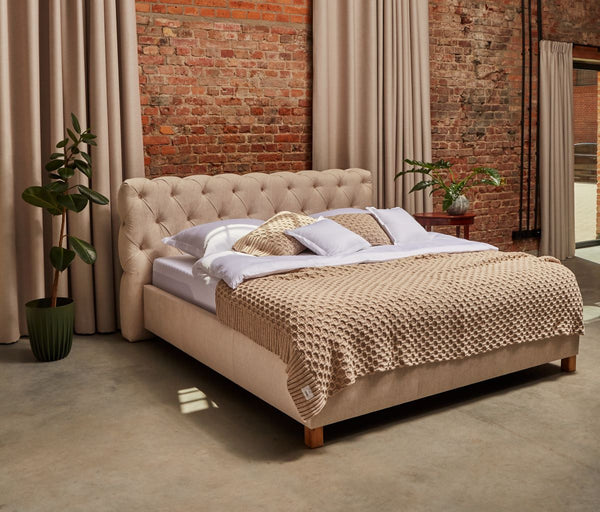 Łóżko tapicerowane Selene Premium Chesterfield