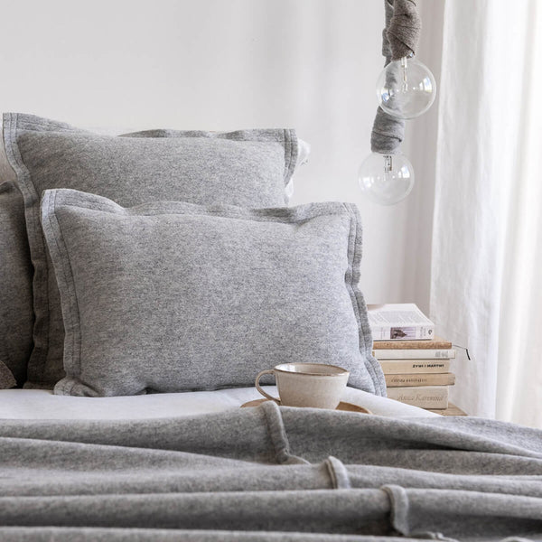 Poszewka Moyha Pięknie Prosta Jasno Szara